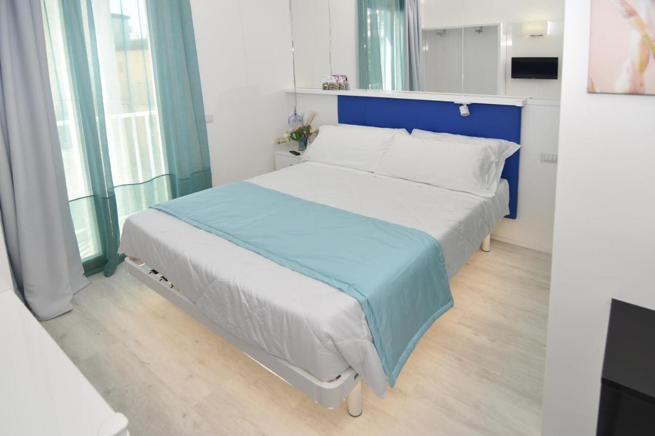 Hotel Nuovo Giardino ริมินี ภายนอก รูปภาพ