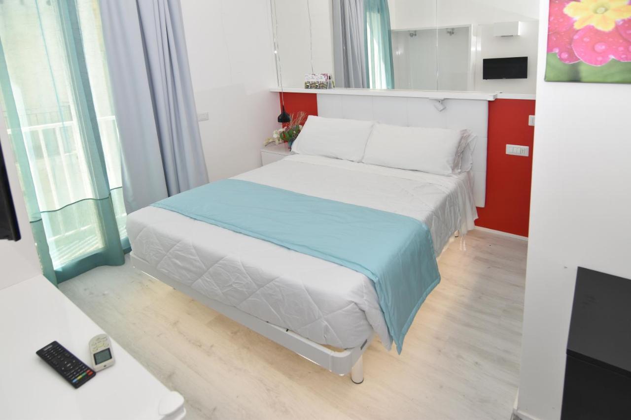 Hotel Nuovo Giardino ริมินี ภายนอก รูปภาพ
